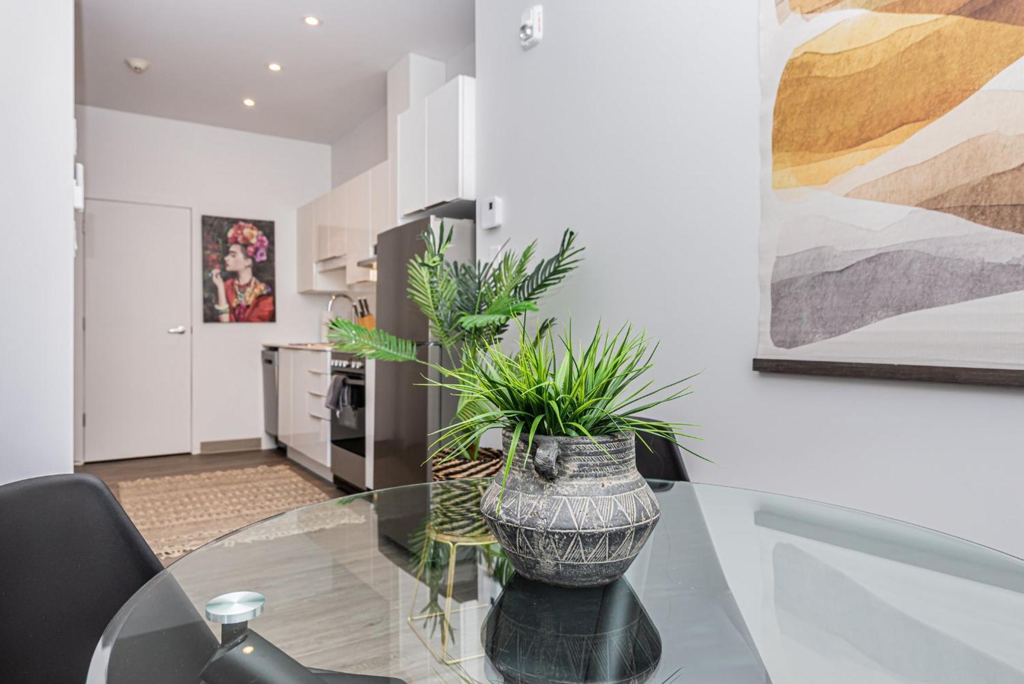 Wonderful New Studio Close To Mount Royal By Den Stays Montréal Szoba fotó